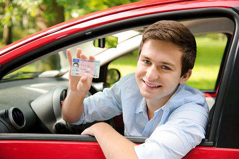 609876a9793a5b3b49ec743f_Teen-Driver-min.jpeg