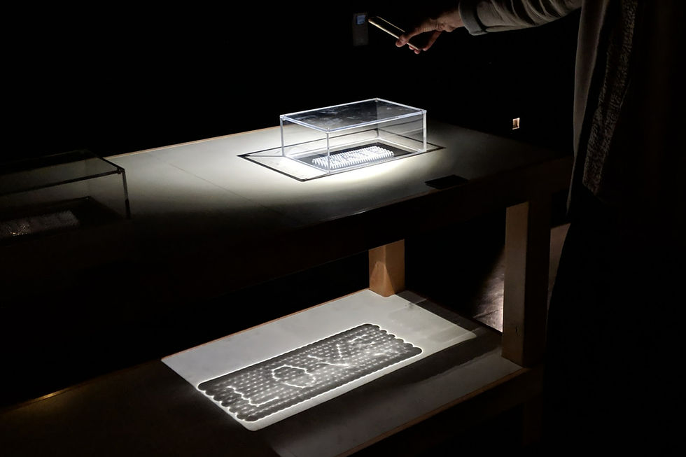 IN SILHOUETE, SAN FRANCISCO