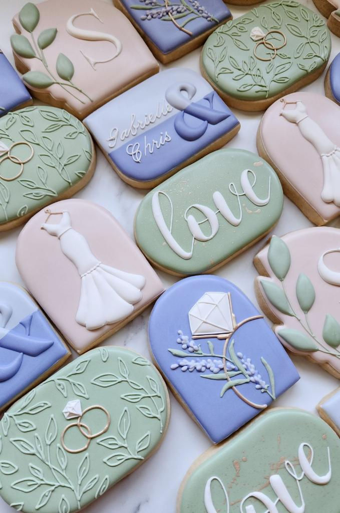Custom iced cookies decorated for a Fall wedding