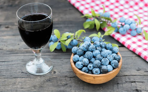 vin prunelles_edited.jpg