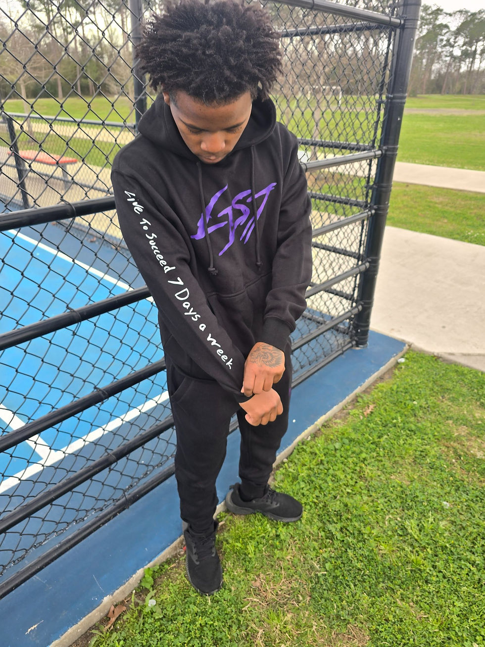 Thumbnail: Black Hoodie Purple LTS7 Park