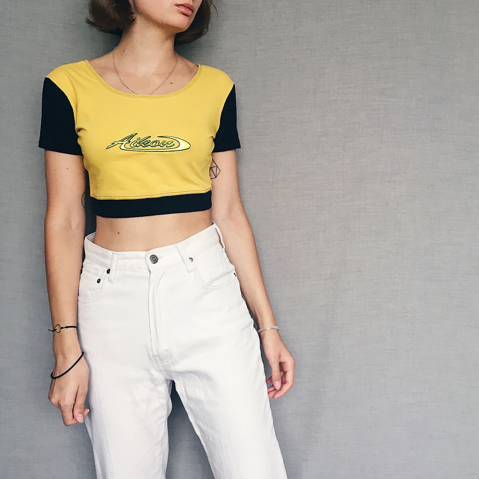 Sporty yellow crop top