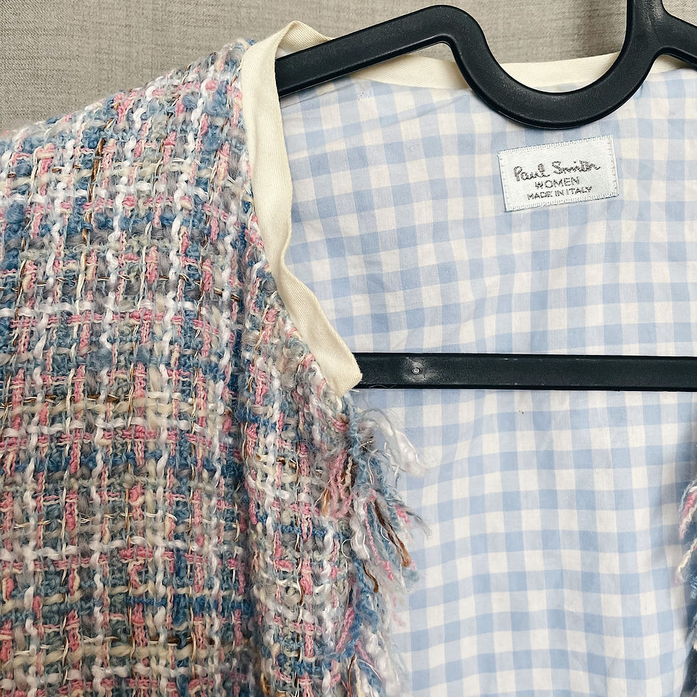 Thumbnail: Cropped bouclé blazer