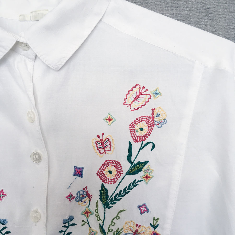 Thumbnail: Flowy floral-embroidered shirt