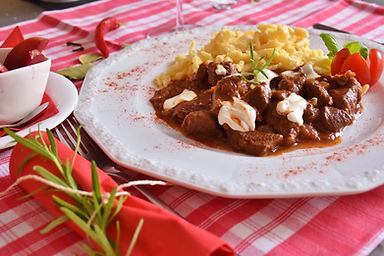 abendessen-gulasch.jpg