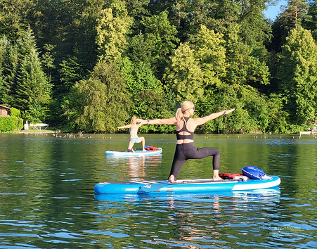 Yoga SUP Tour mit Sandra Dosé Krieger