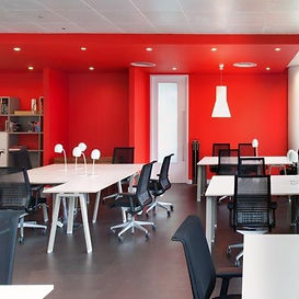 Beyond Furniture: How Office Spaces Reflect Your Identity
