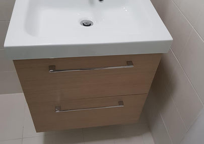 Démolitions,cloisons plaque de plâtres,enduit peinture,installations sanitaires ,pose cuisine, ,maçonnerie,parquet.pose carrelage,