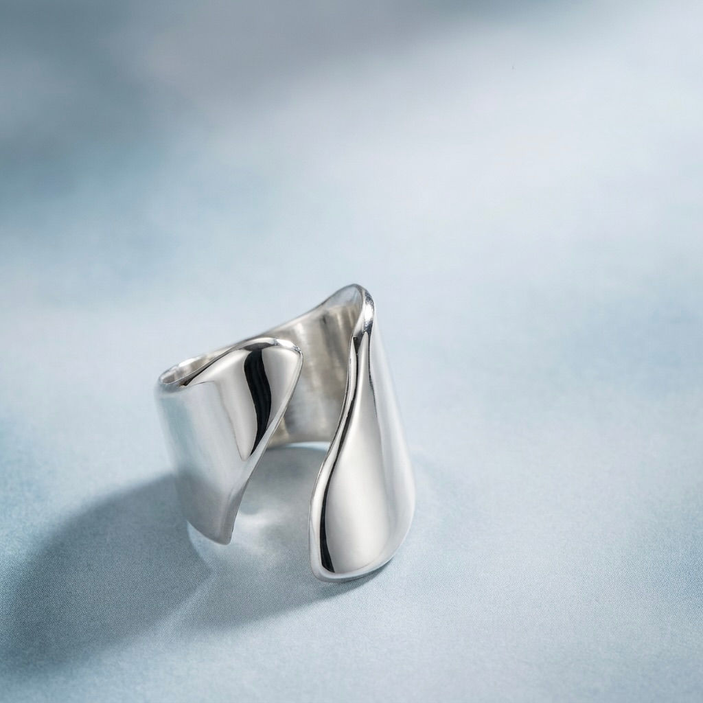 Urbane Fortuita Ring