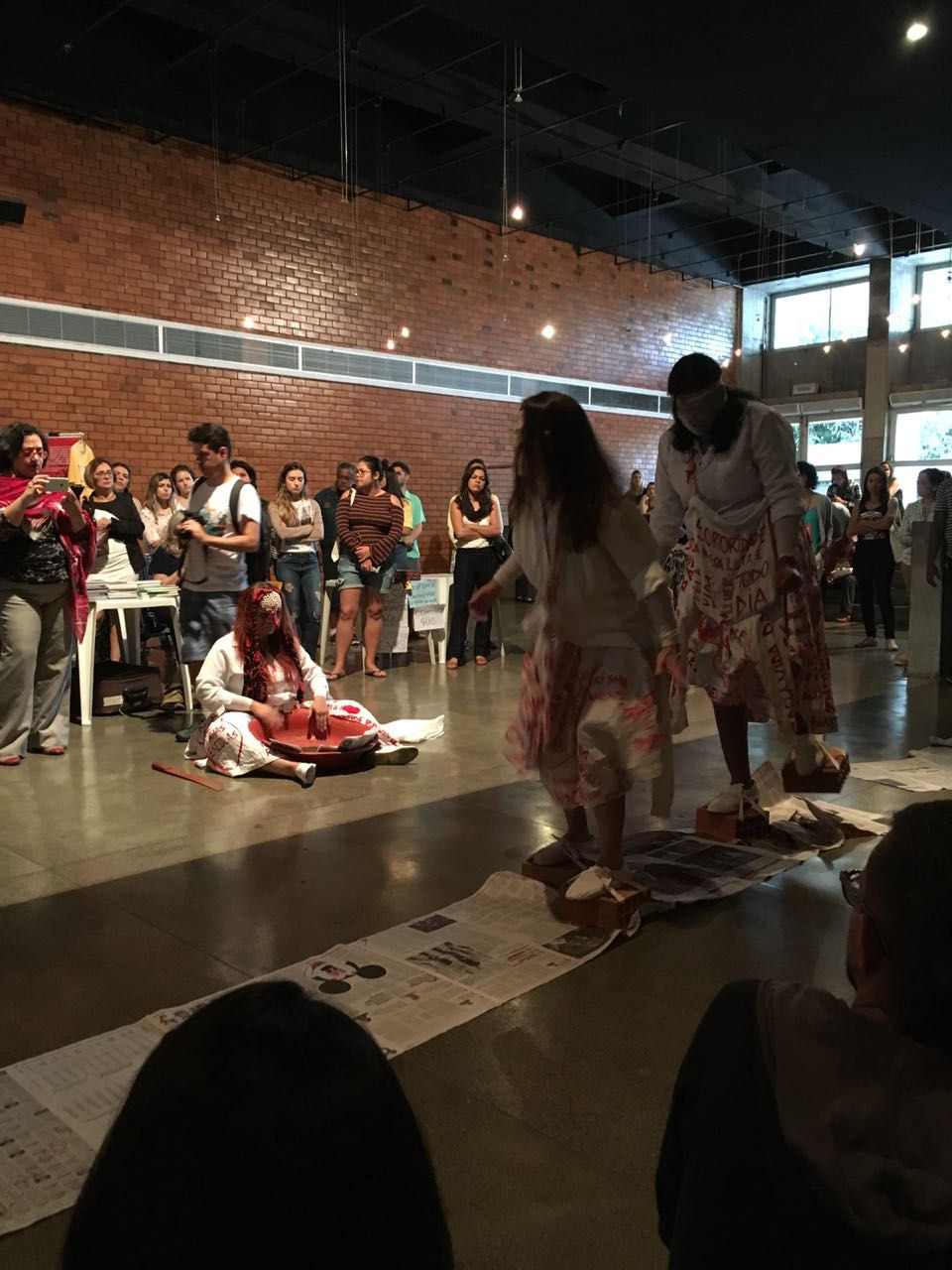 Performance Feminist Zine Theater (BR, 2018)