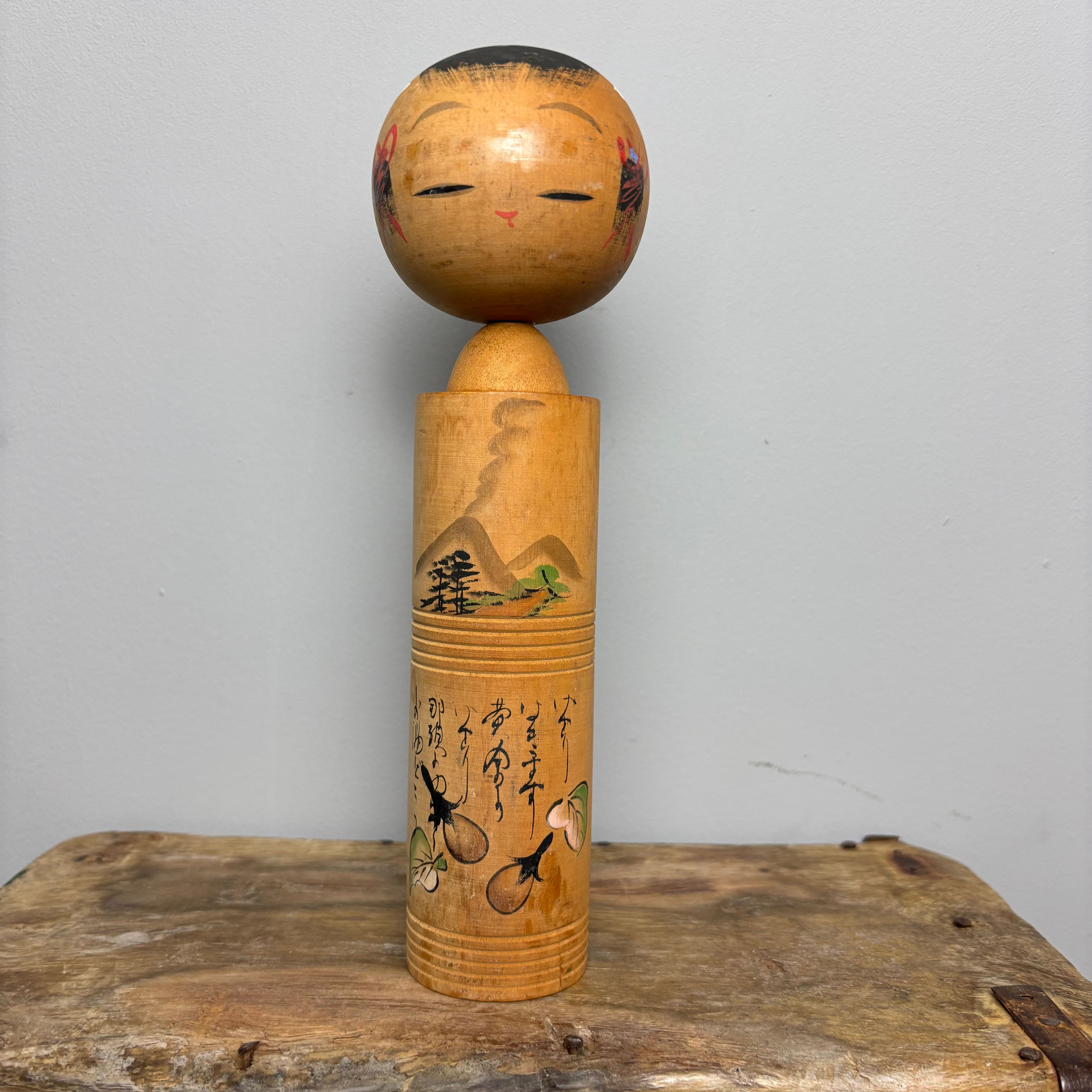 22cm Japanese Kokeshi Doll