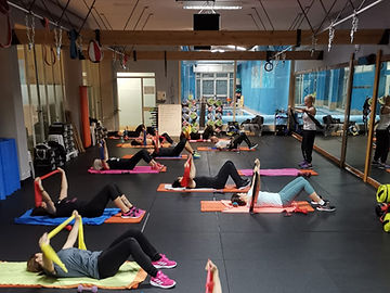 ginnastica_aerobica_total_body_palestra_university_quartu.jpg
