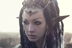 elf__by_psychara-d8if3nt