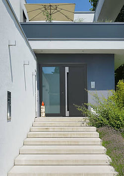 csm_vorschau_haustueren_1015x1450_e62c79