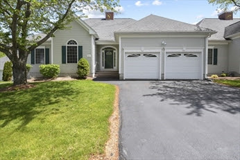31 Holly Lane Dracut, MA