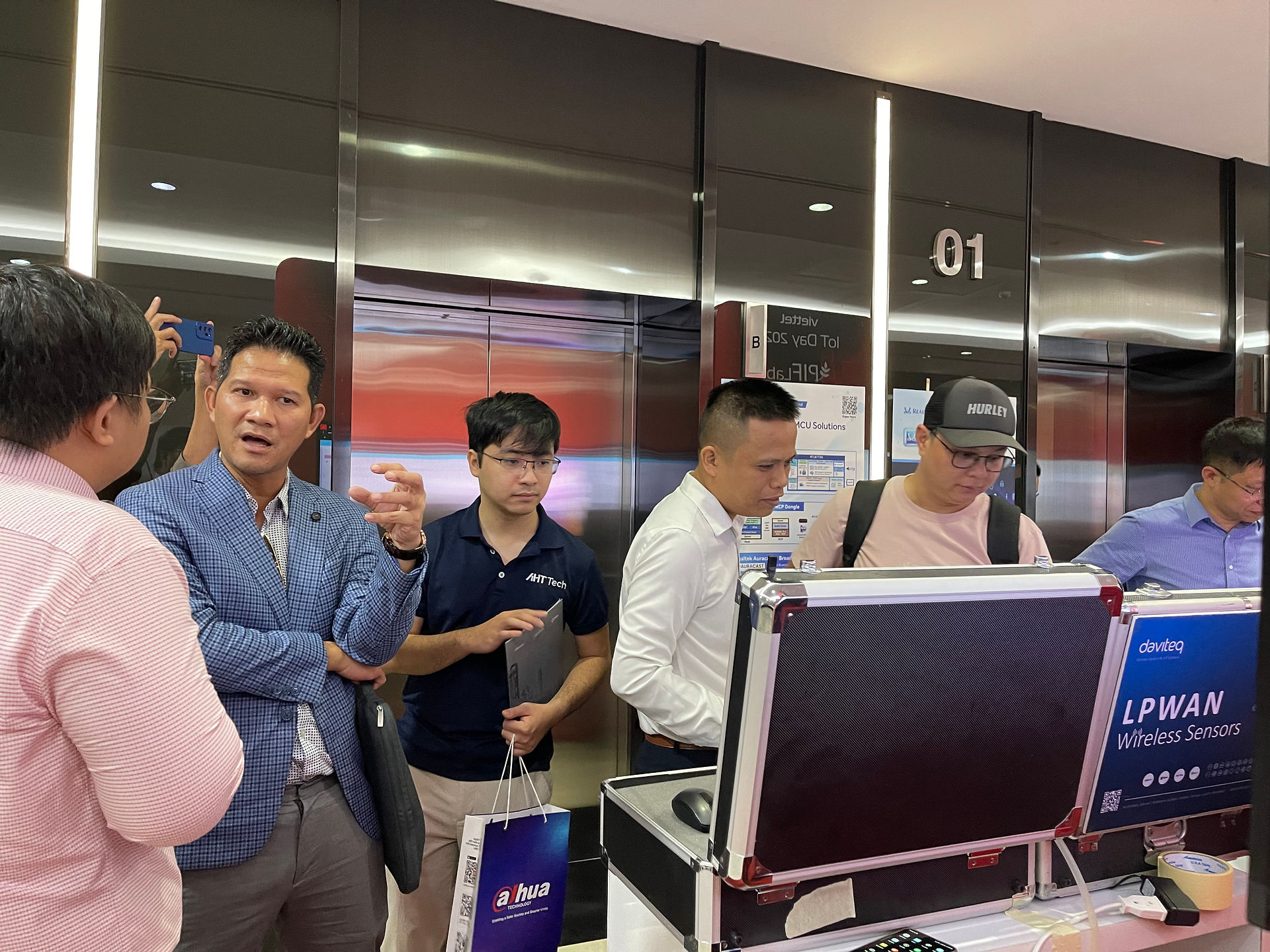Daviteq at Viettel IoT Day 2023