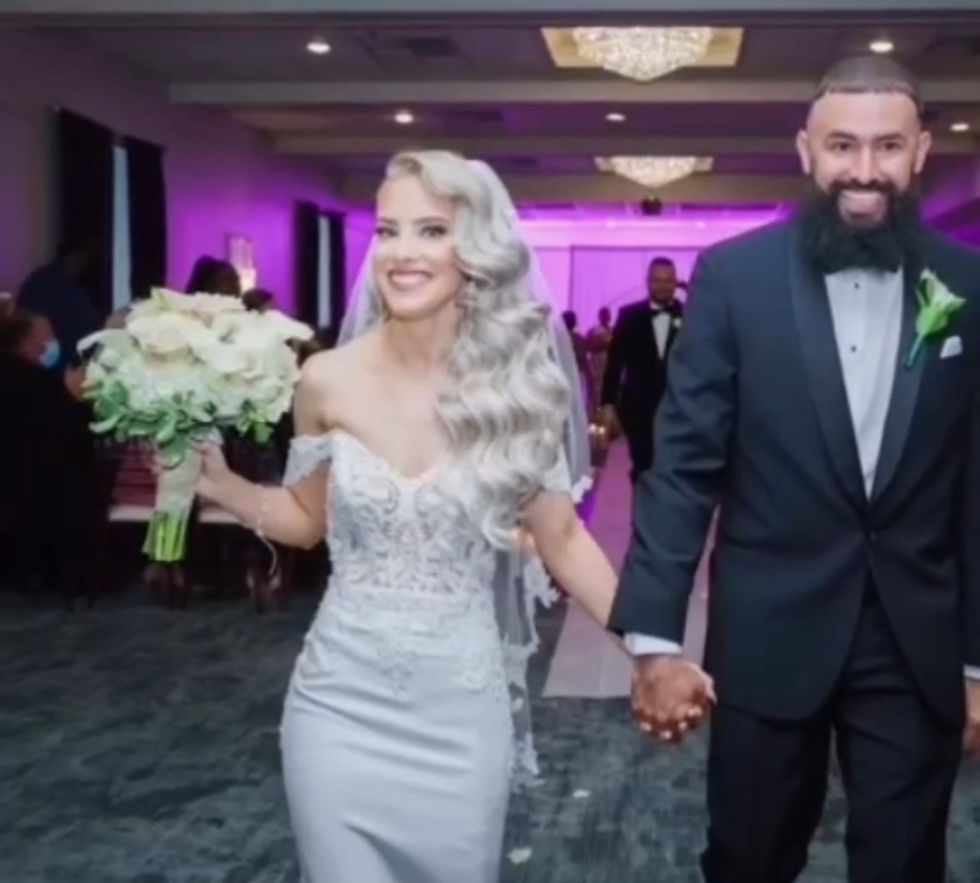 Outdoor Grounds at The Felt Factory Perfect for Philadelphia Wedding Portraits