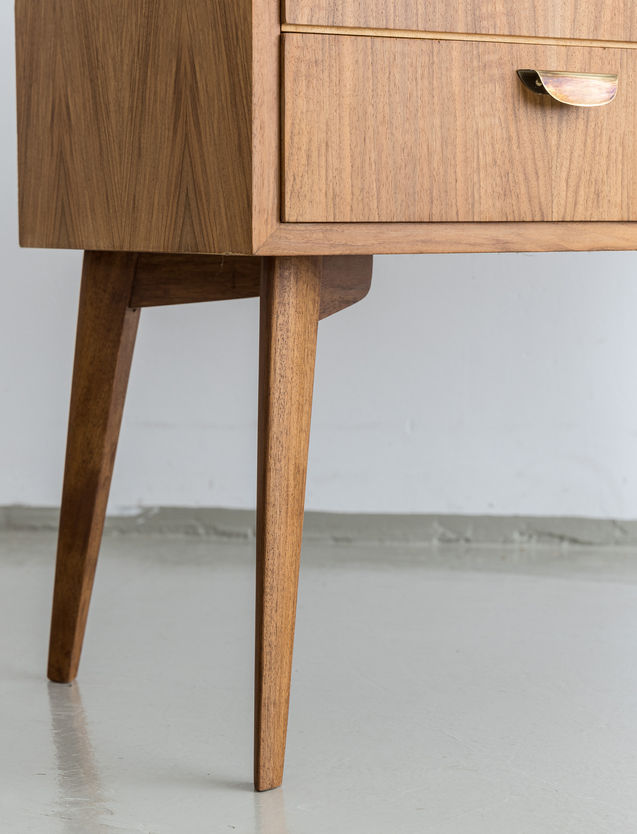 Kommode dresser Magg WK Nussbaum walnut midcentury Berlin L3
vintage midmod midcenturyfurniture midcenturymodern einrichtung interieur mcm vintagefurnitureberlin 50er 60er 70er
