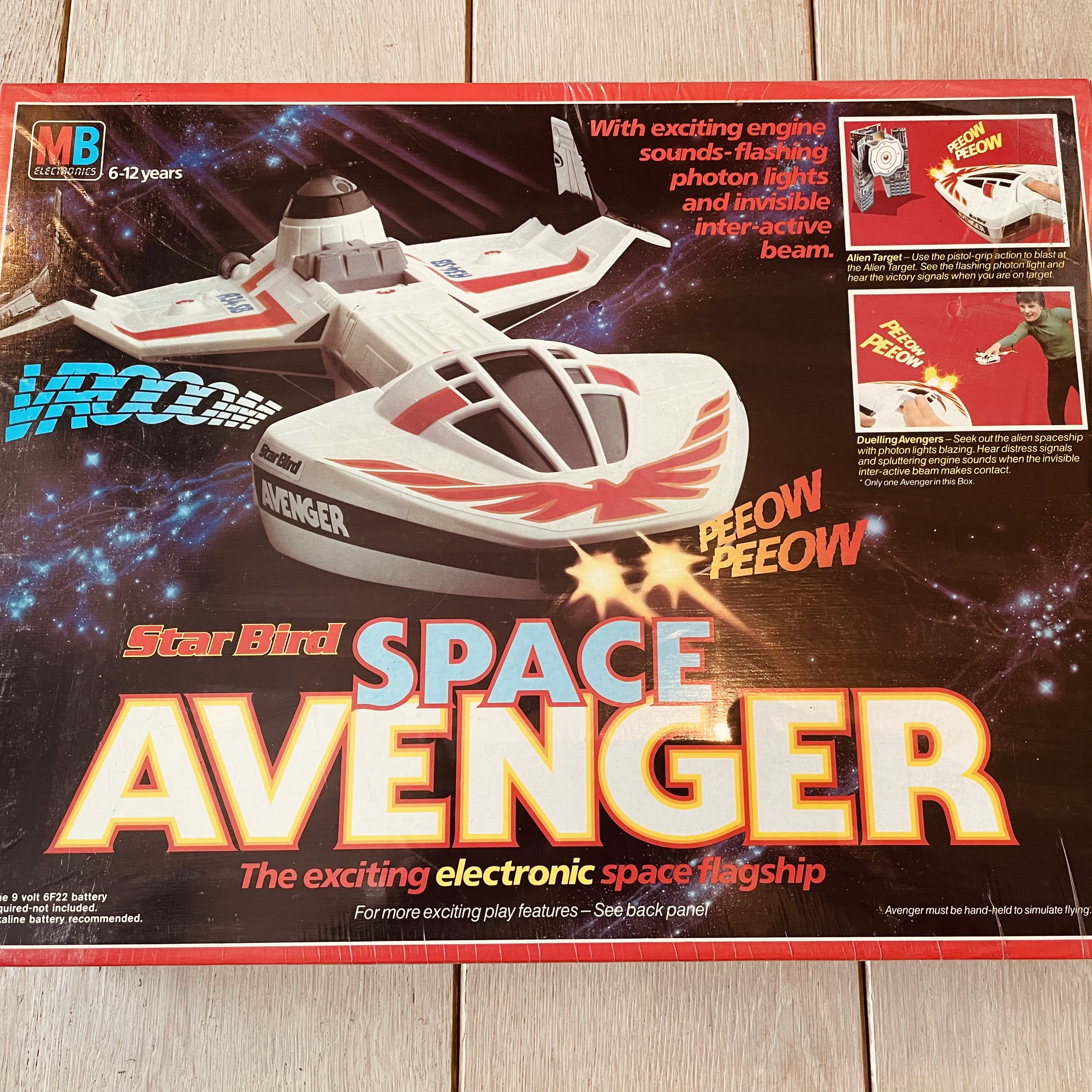 StarBird "Space Avenger"-- NEW--