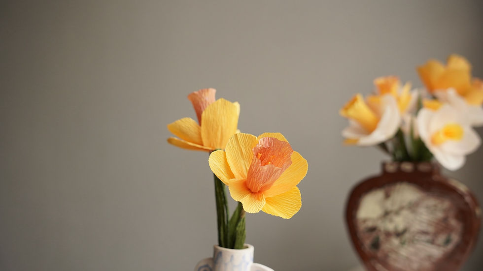 Thumbnail: Handmade Paper Flowers - Daffodils 