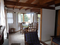 Interior de la cabaña