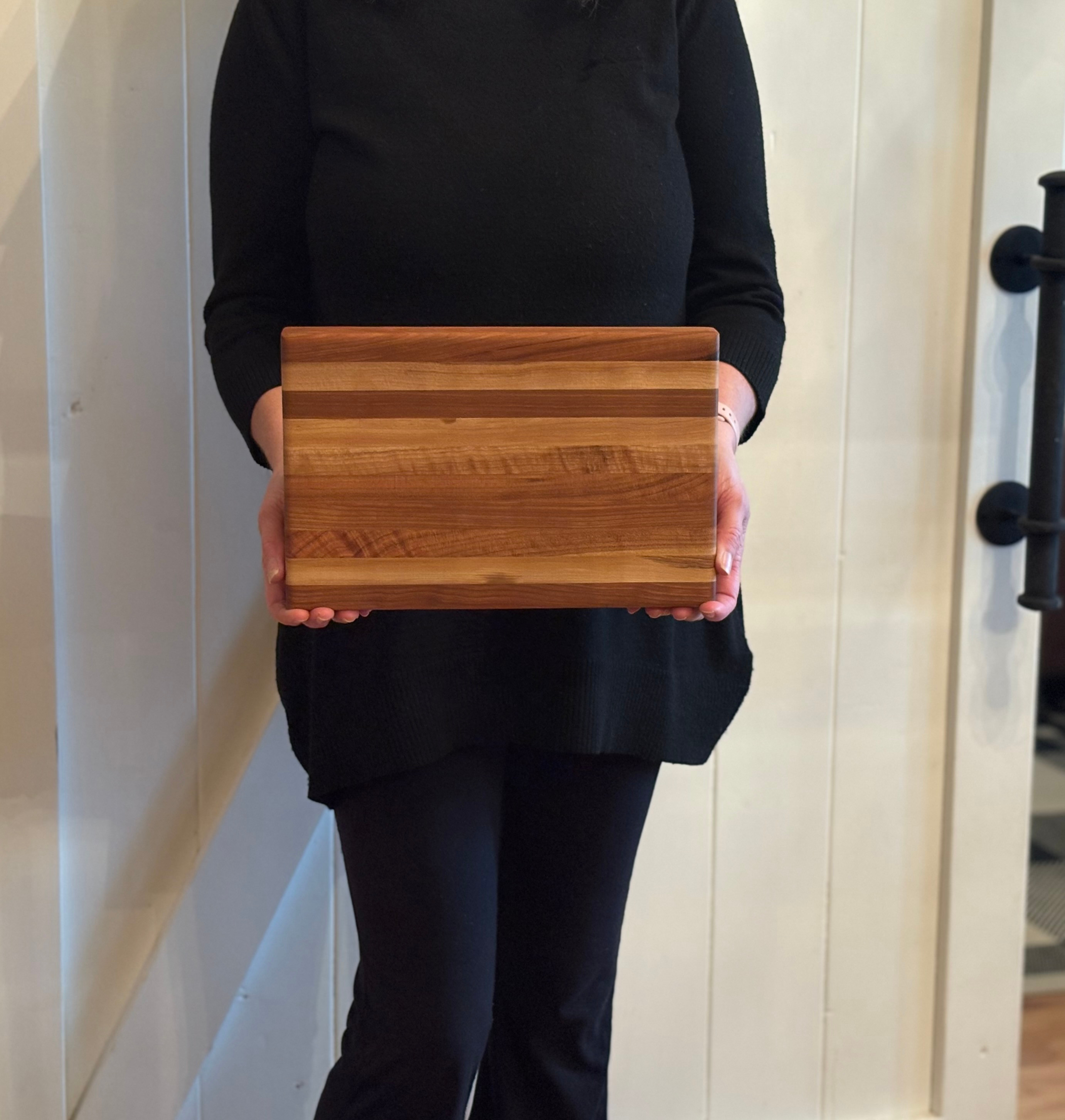 Small Cutting Board (Cherry)