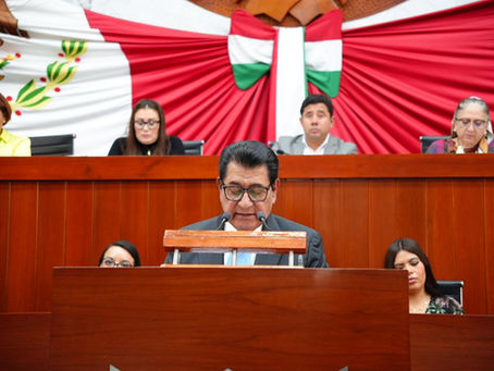 #GraphosCc #Tlx #Noticias | Impulsa Héctor Ortiz estímulos al arte