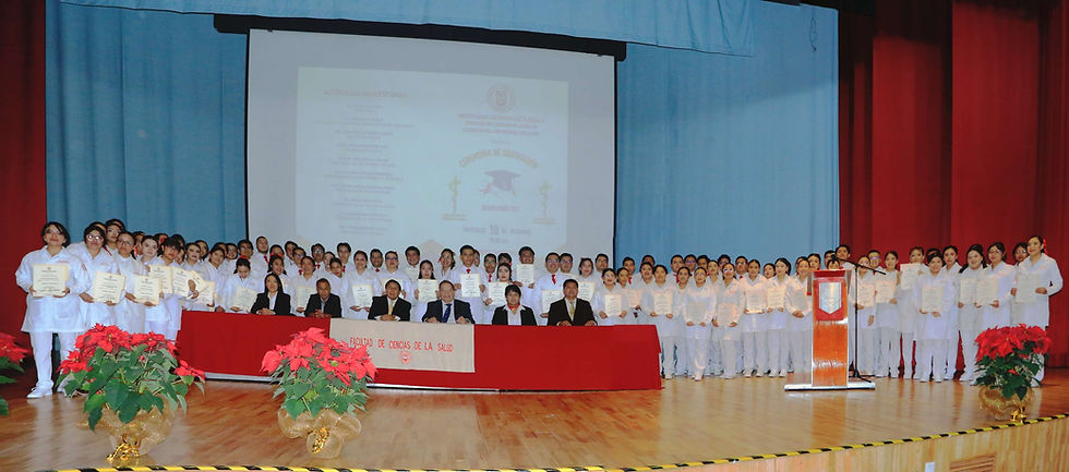 #GraphosCc #Tlx #Noticias | Rinden juramento ético 87 egresados de Licenciatura en Médico Cirujano UATx