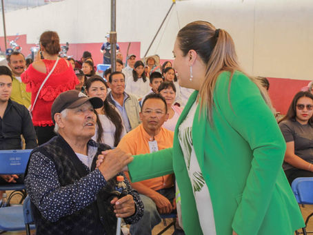 #GraphosCc #Tlx #Noticias #Municipios #Chiautempan | Con obras en calles, atiende Blanca Angulo peticiones ciudadanas