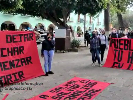 #AIGCcTlx | #EsNoticia Estudiantes de Escuela Normal Rural "Benito Juárez" de Panotla se manifiestan