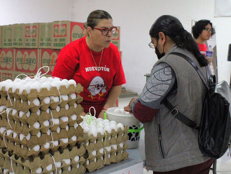 #GraphosCc #Tlx #Noticias | Regala Sandy Aguilar 5 toneladas de huevo a familias de Apizaco