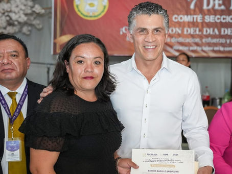 #GraphosCc #Tlx #Noticias #Municipios #TlaxcalaCapital | ALCALDE ALFONSO SÁNCHEZ GARCÍA FORTALECE LAZOS CON EL SINDICATO 7 DE MAYO Y CELEBRA CON TRABAJADORES DE LA SEPE