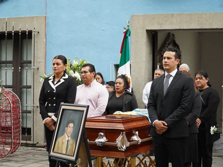 #GraphosCc #Tlx #Noticias #Municipios #Apetatitlán |  Municipio de Apetatitlán rinde homenaje luctuoso al Dr. pantaleón Salvador Calderón Riveroll