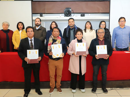 #GraphosCc #Tlx #Noticias | Reconoce Desarrollo Humano de la UATx antigüedad de trabajadores