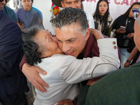 #GraphosCc #Tlx #Noticias #Municipios #TlaxcalaCapital | “CUMPLIMOS A LOS ARTESANOS Y HOY REGRESAN A LA PLAZA XICOHTÉNCATL CON NUEVOS CARRITOS”: ALFONSO SÁNCHEZ GARCÍA