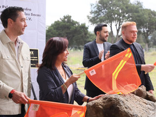 #GraphosCc #Tlx #Noticias #GobTlax | LOGRA TLAXCALA INVERSIÓN NÚMERO 46; COLOCA GOBERNADORA PRIMERA PIEDRA DE LA EMPRESA “EL RANCHERO” EN TETLA.