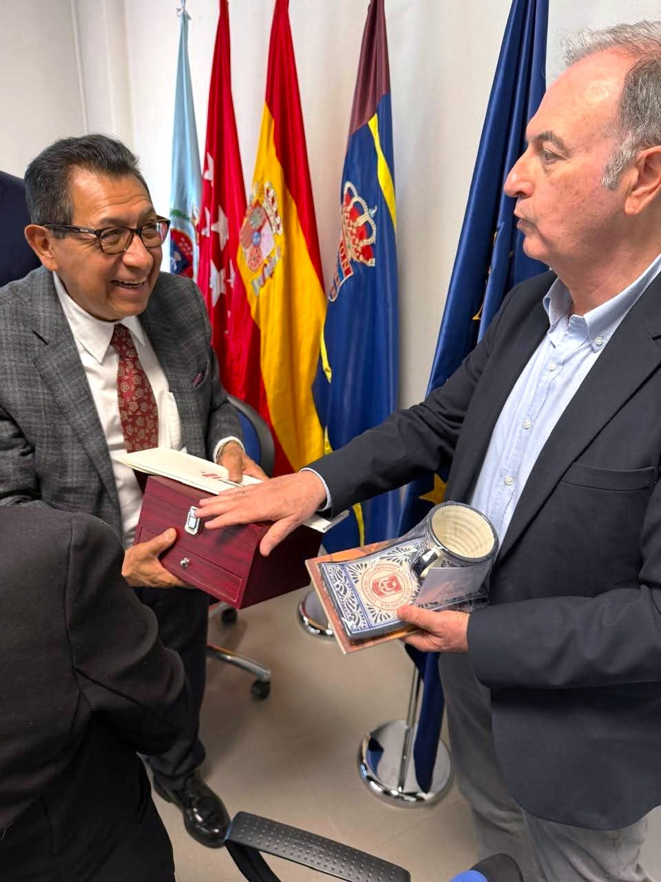 #GraphosCc #Tlx #Noticias | UATx y Universidad Rey Juan Carlos consolidan alianza académica global