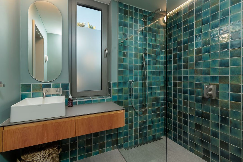 sunset-links-modern-bathroom-shower.jpg