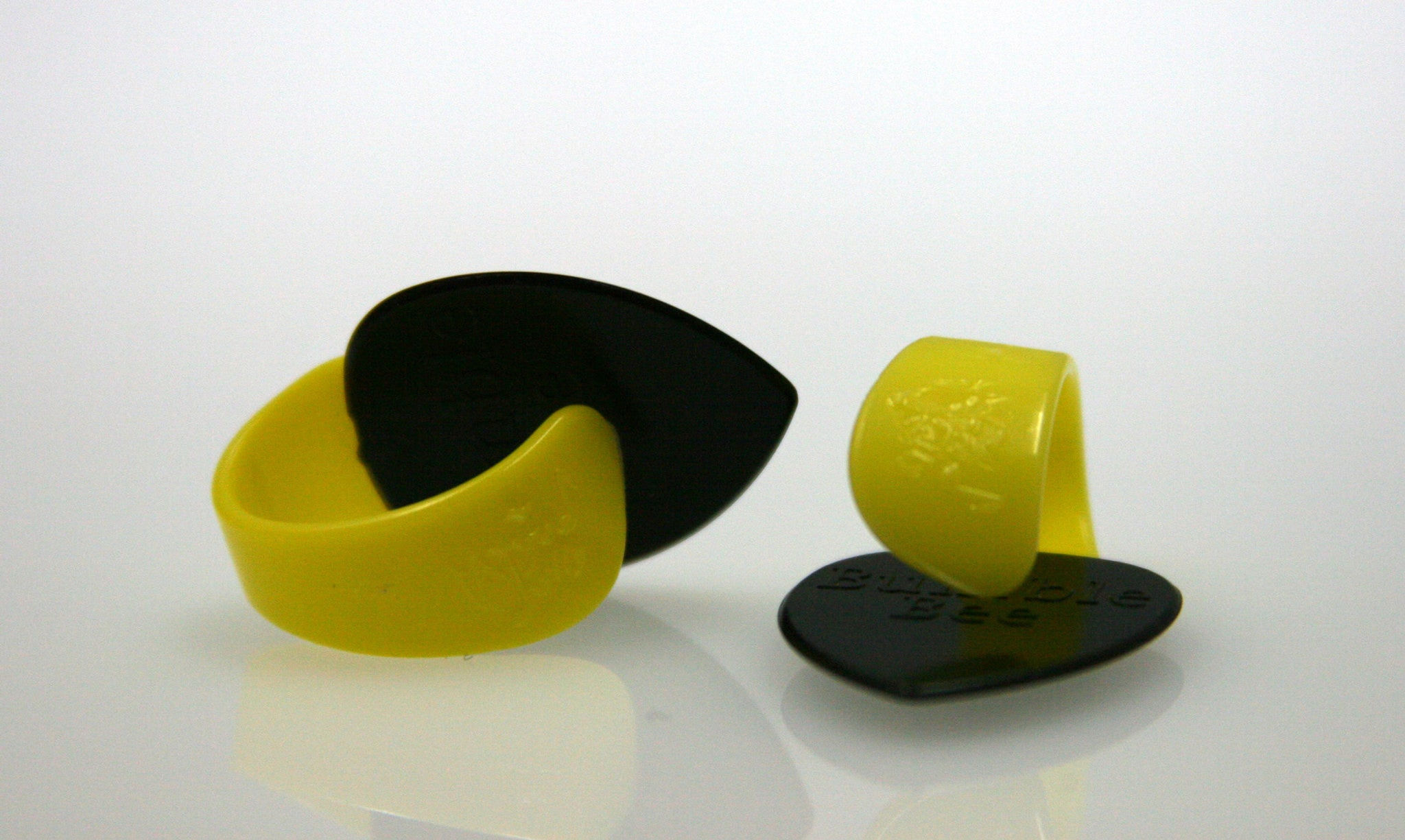 Fred Kelly Bumblebee Teardrop Left Handed Autoharp Pick