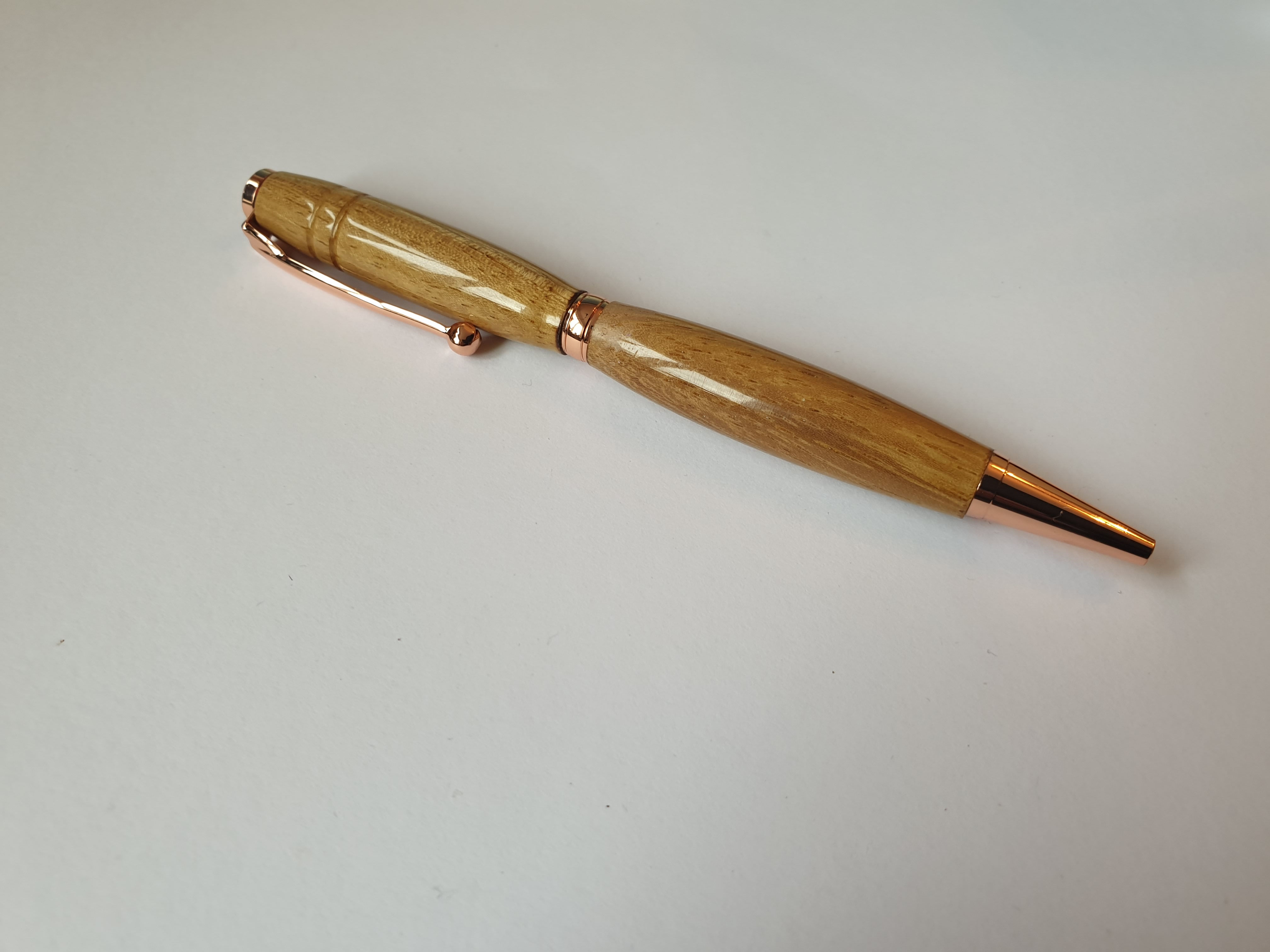 Hand Made Pen 043