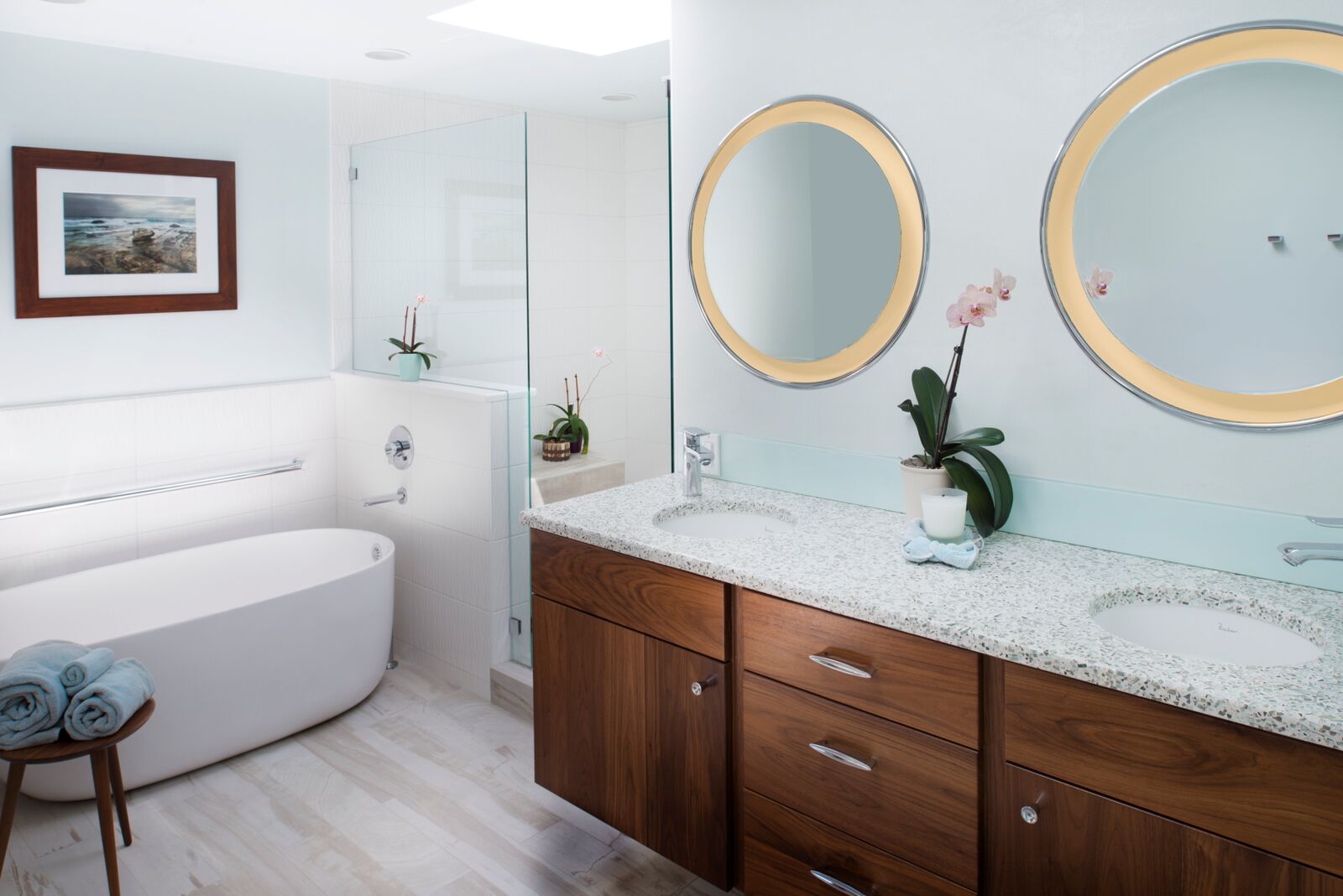 Kenmore Master Bathroom Vanity & Tub