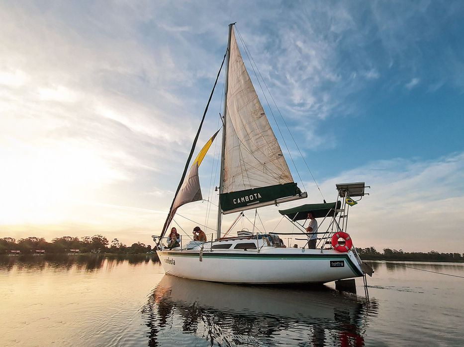 Veleiro Cambota (01).jpg