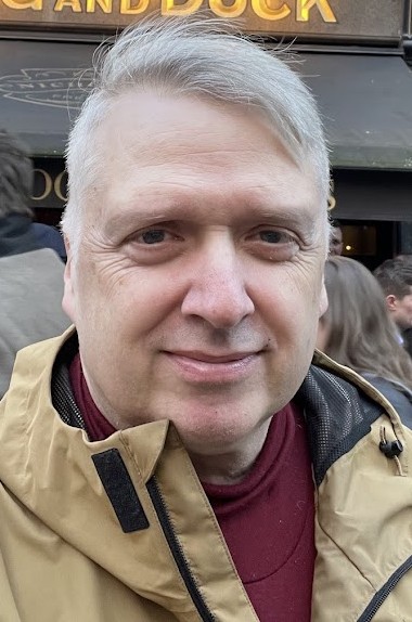 Bio self portrait Steve Rolfe.jpg