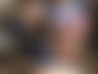 다양한 섹시 코스프레 코스튬과 커플용 성인용품 비교 이미지