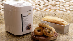 MAKING DOUGH IN A BREAD MACHINE AND BAKING IT IN THE OVEN