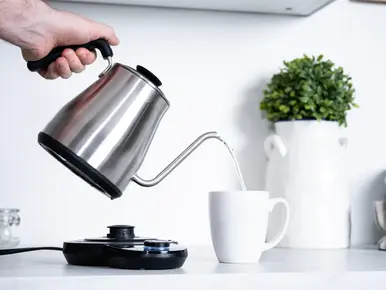 TOP 10 BEST ELECTRIC KETTLES FOR 2023