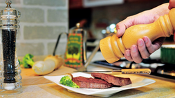 MOST EFFECTIVE PEPPER MILL