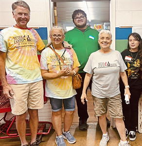 Volunteer Group_edited.jpg