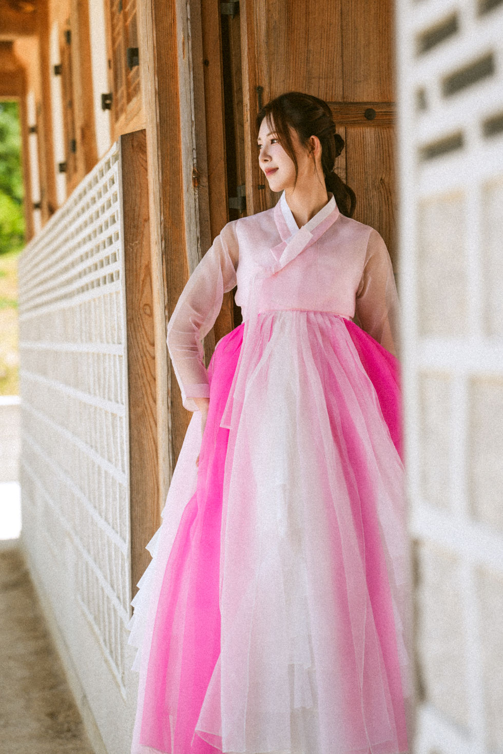 Hanbok photo shoot at Gyeongbokgung, perfect for capturing emotional travel.