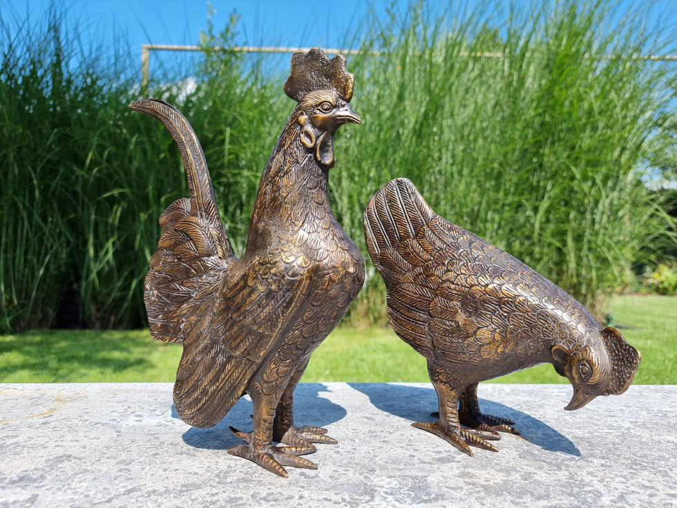 Bronze sculpture of a chicken and a rooster - Contemporary style - Christmas